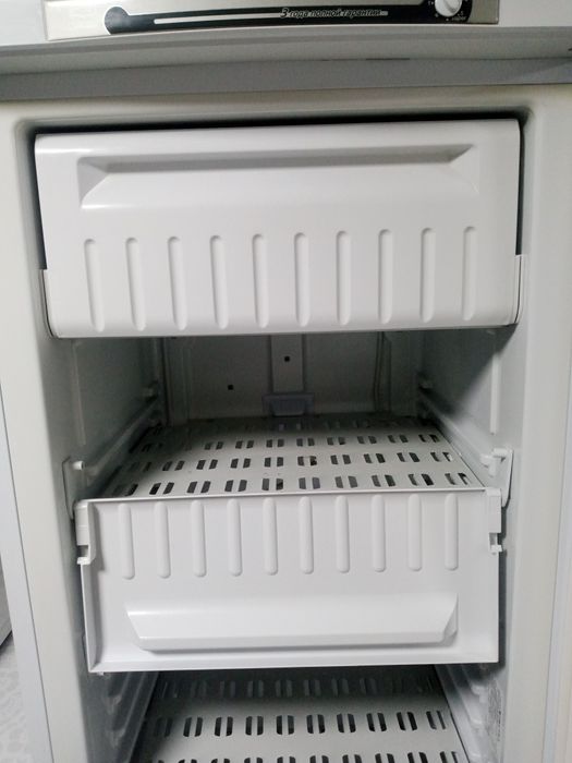 Продается морозильная камера