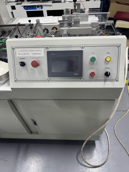 Utilaj cutii fast food