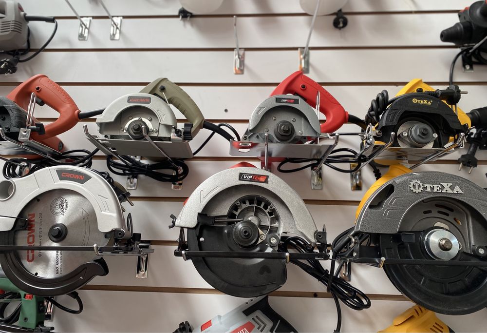 Дисковая пила пчелка Crown PIT TEXA