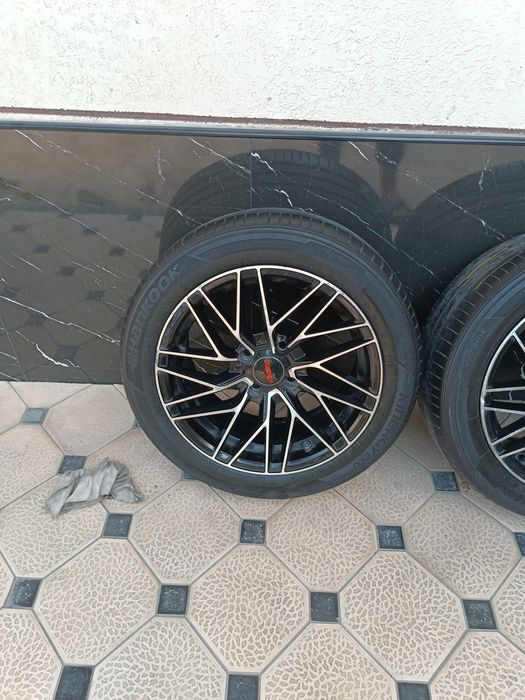 Vossen Diska Balon 185 55 R15  Holati Yaxshi