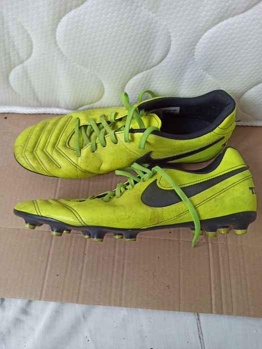 Ghete fotbal Nike Tiepmo(crampoane)