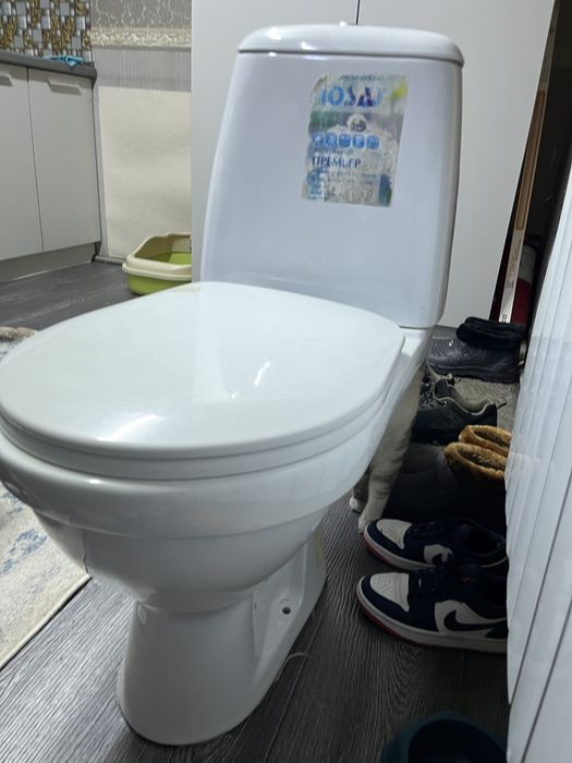 Продам унитаз Б/У