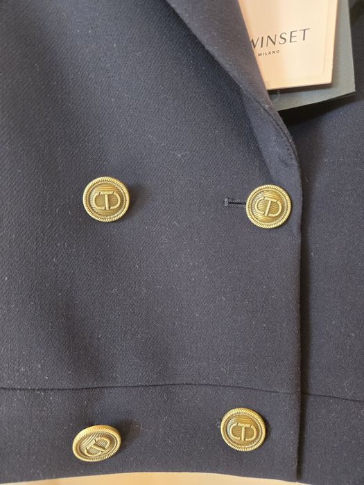 Чисто ново сако Twinset