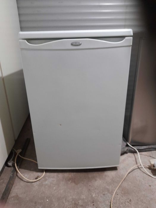 Lada frigorifica mica