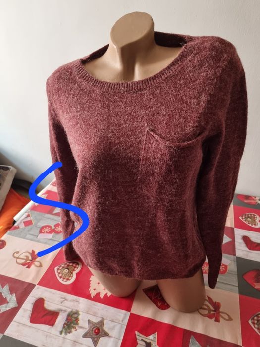 Vând haine second hand în stare bună