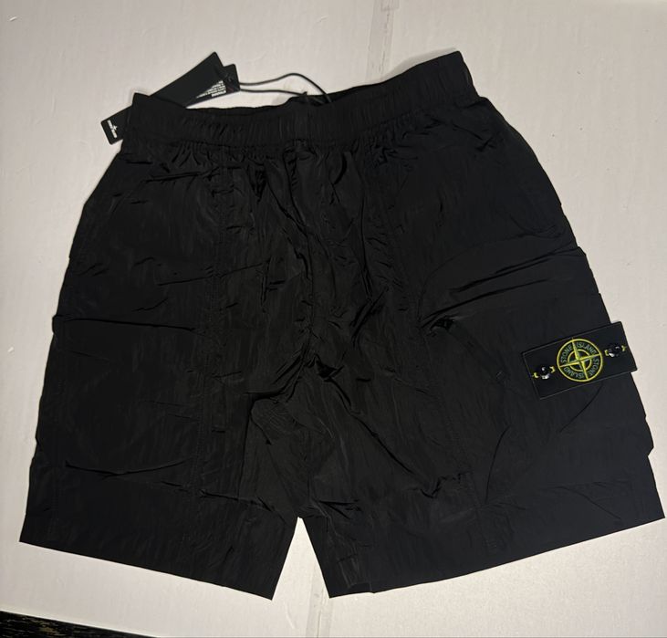 Къси шушлякови панталони Stone Island