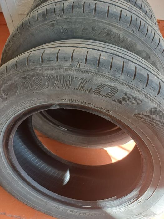 Продам летние шины Дунлоп