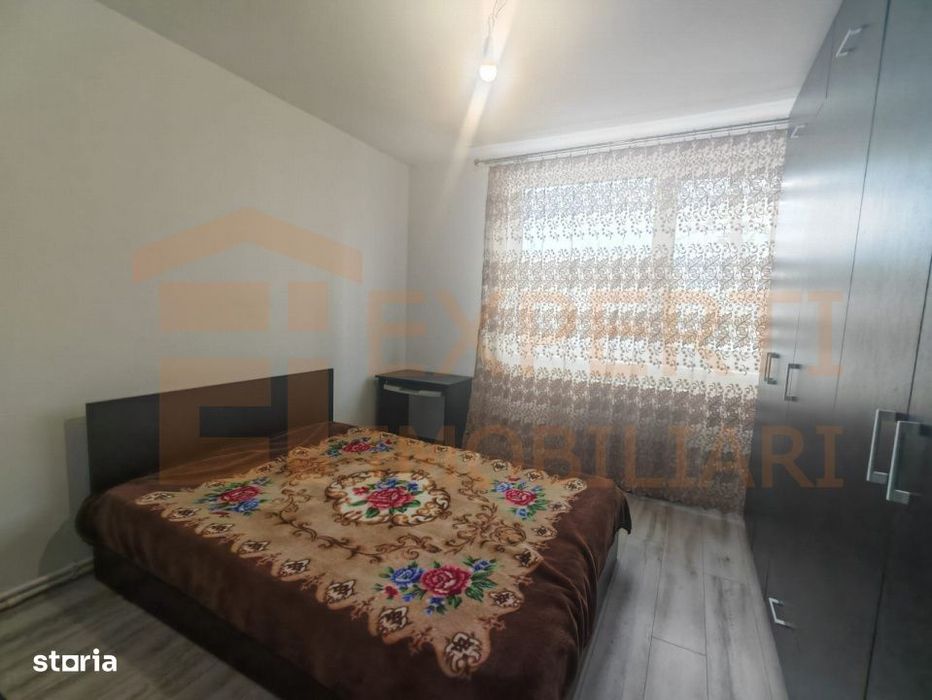 Apartament 3 camere de vanzare in zona Far, Constanta