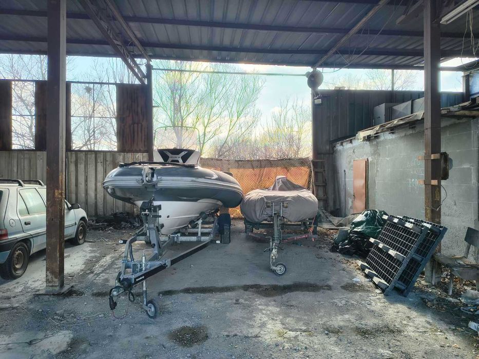 Парко място за лодки и каравани