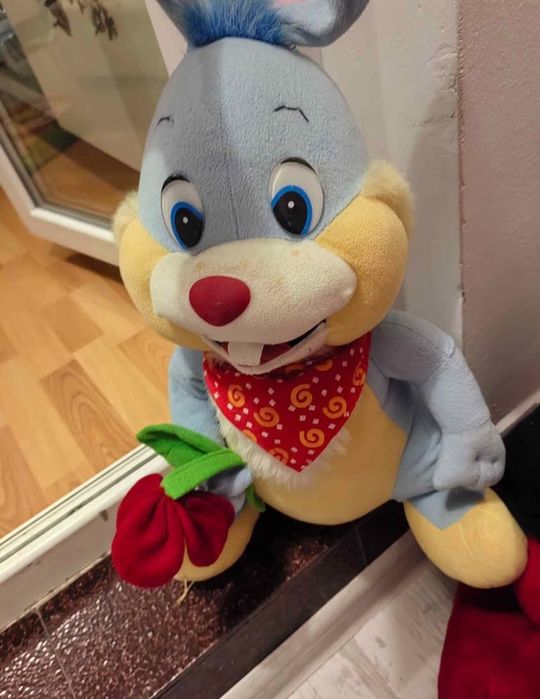 Големи плюшени играчки