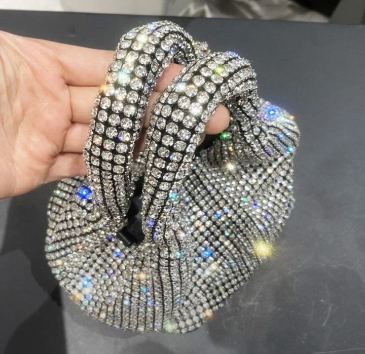 Сумочка со стразами