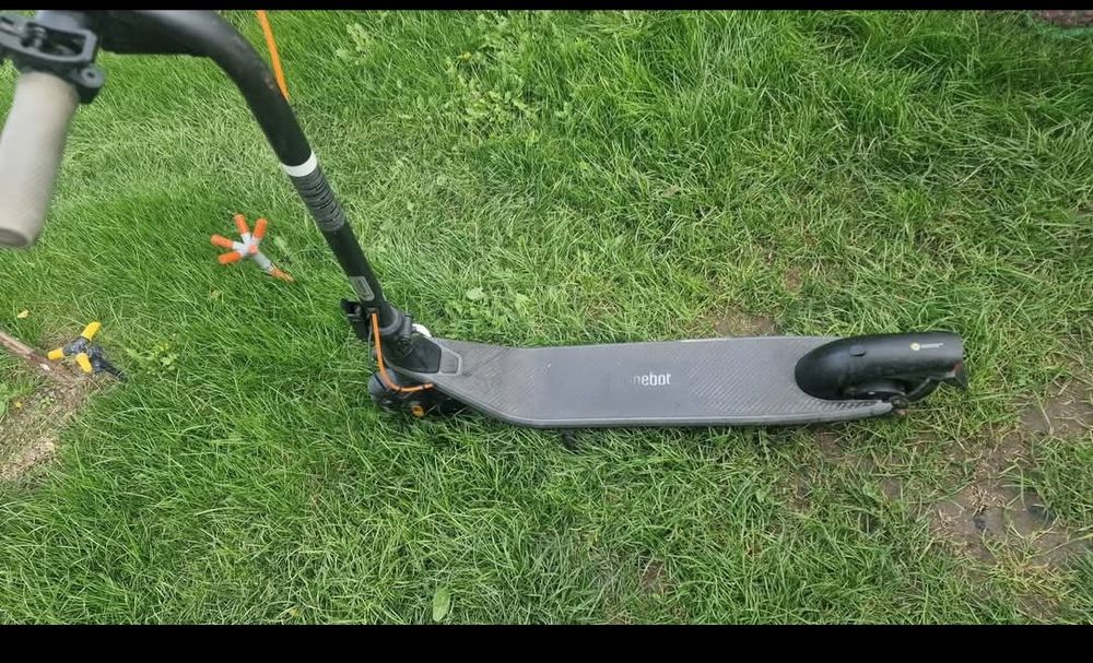 Trotineta electrica ninebot kickscooter