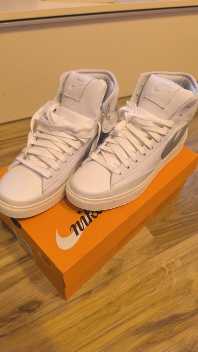 Nike blazer phantom mid