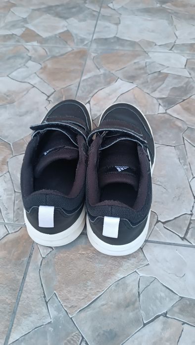 Детски маратонки адидас