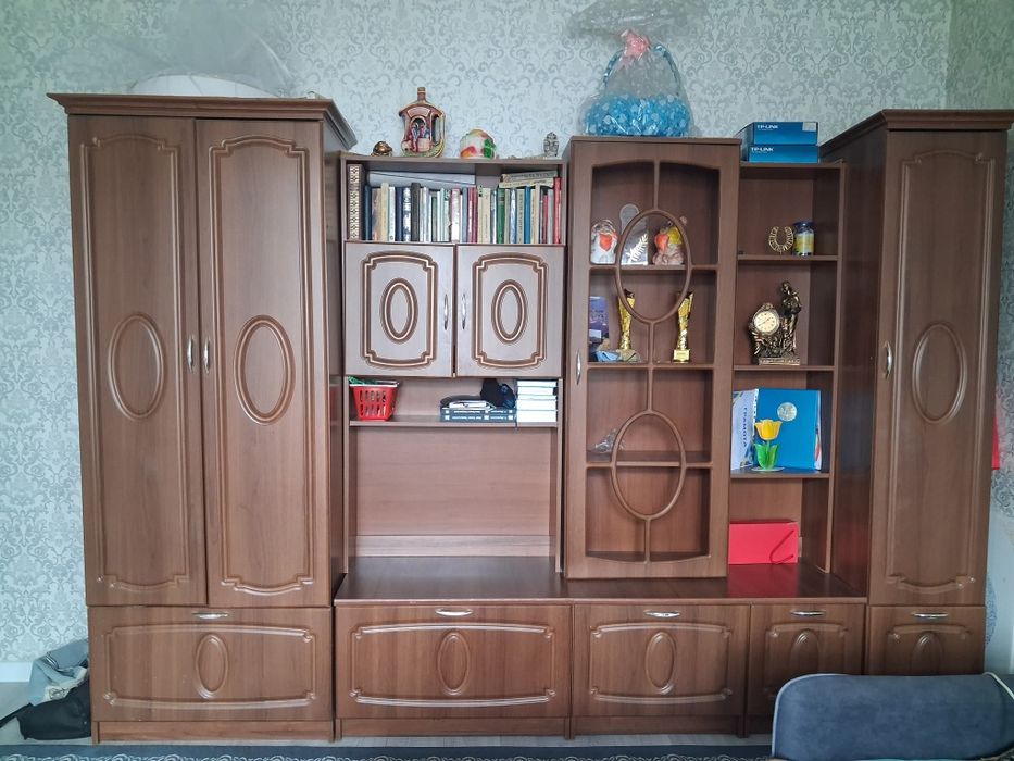 Продаётся шкаф-стенка