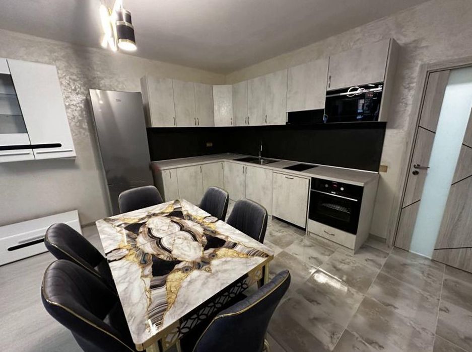 Дава се под наем Двустаен апартамент в София, Красно село - 91 кв.м за 749 € - Снимка #4