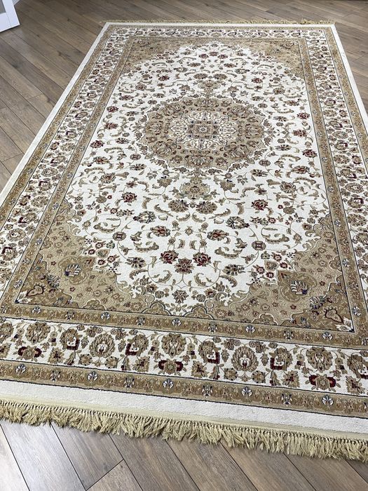 Продам ковер 4х2,5 турецкий