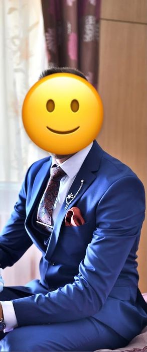 Costum elegant cu vestă - Escudo

Costum elegant cu vestă - Escudo