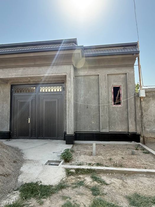 Xovli  sotiladi yengi qurilgan uchaska