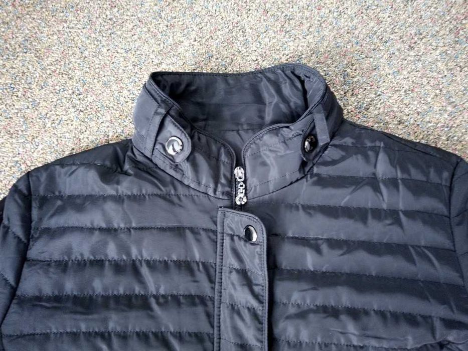 Geacă Lejeră Neagră Matlasată MITNO Roma Căptușeală Florală -L Fit S/M