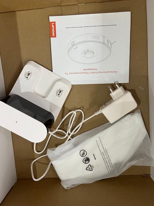 Lenovo Cleaner T1S
Роботът е заку