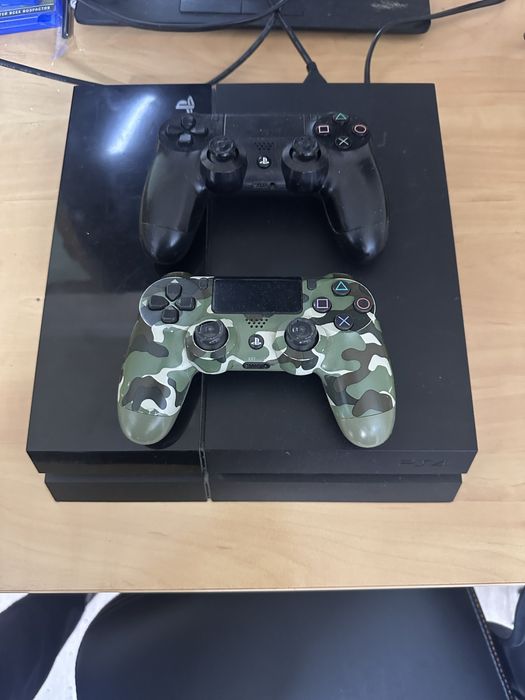 Продам ps4/playstation 4 прошитая