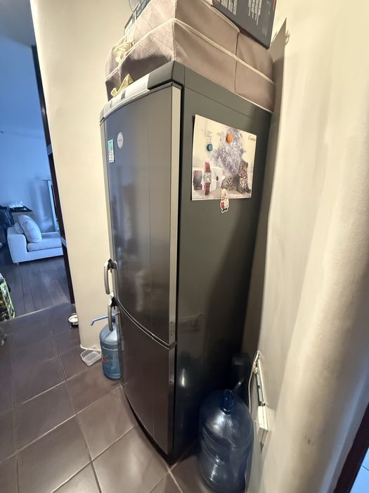 Холодильник Electrolux