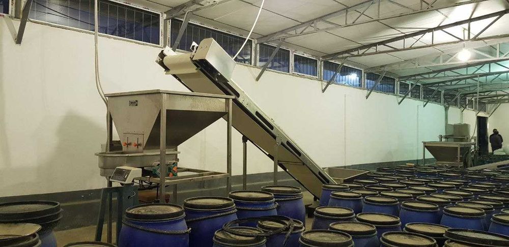 Продается турецкое оборудование по перероботке и колибровке каперсов!