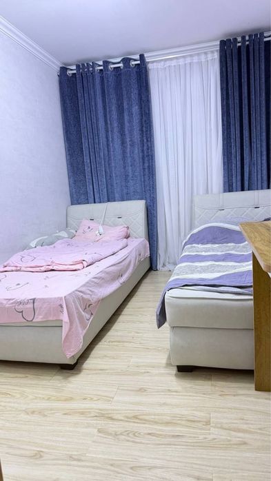 Чиланзар 2 квартал Аллея Гагарина продается 3 комнатная балкон 2/4