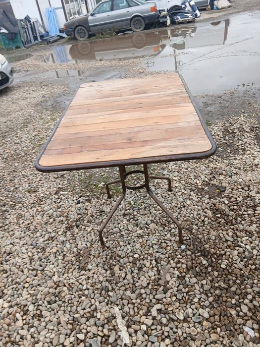 Mobilier vechi lemn masiv 300 lei