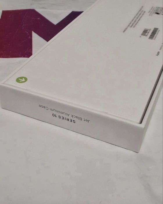 ЗАПЕЧАТАН 42mm Apple watch 10 GPS Гаранция EMAG 2027г. JET BLACK Черен