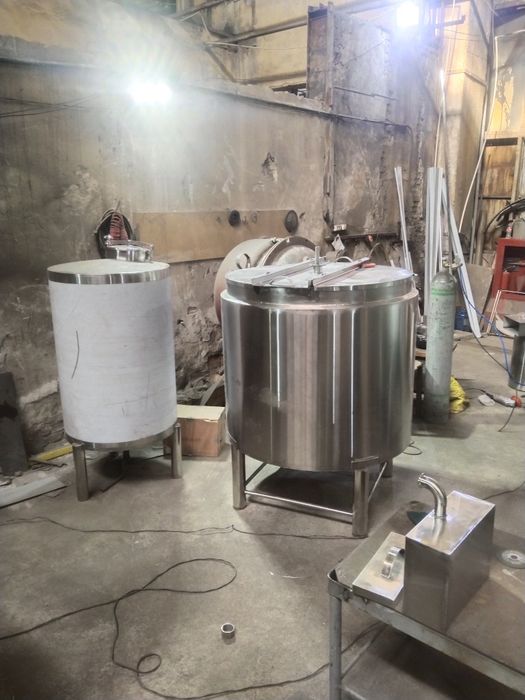 Нержавеющие емкости на заказ.