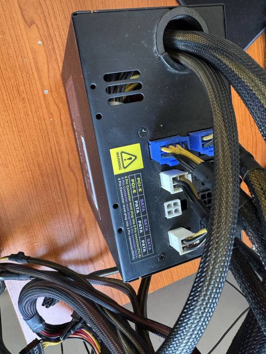 Компютърно захранване Hyper M 700w