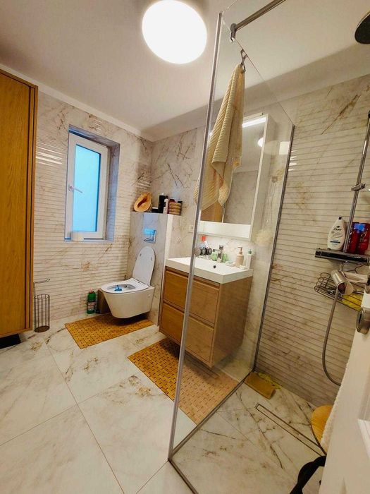 VILA IN COMPLEX 405mp const + 630mp teren Fundeni Dobroesti Bucuresti