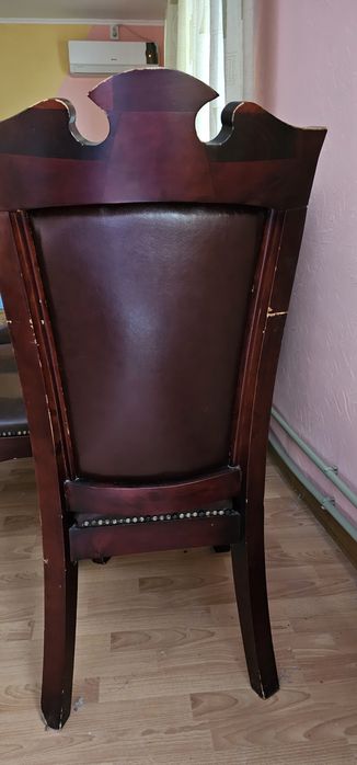 Продам  стулья деревянные