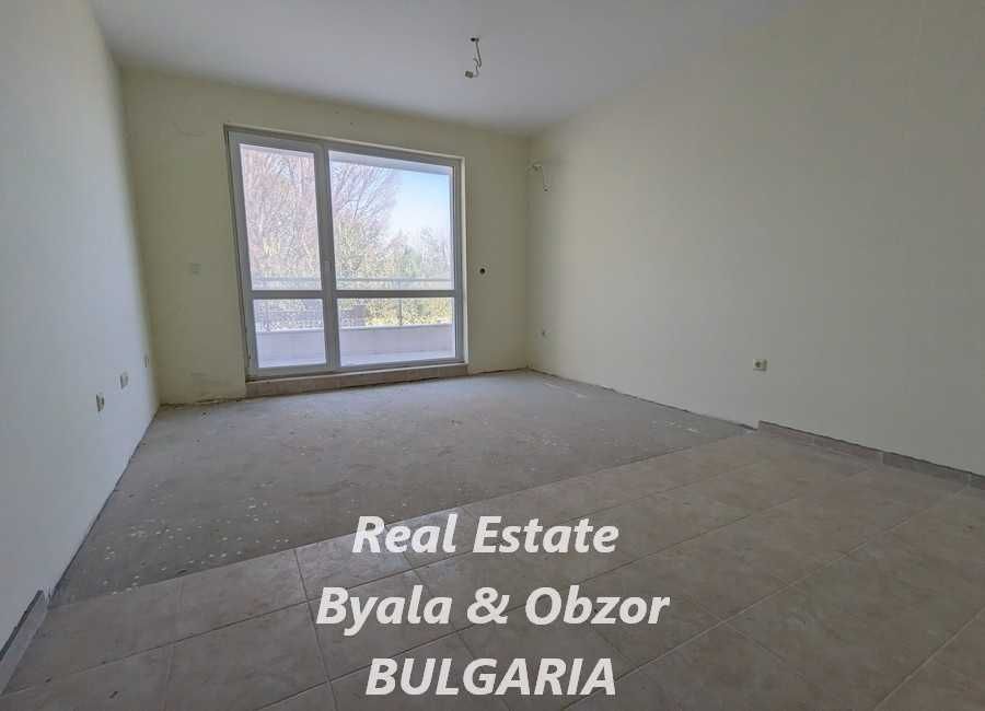 Продава се Едностаен апартамент в Бяла - 38 кв.м за 1077 €/кв.м - Снимка #2