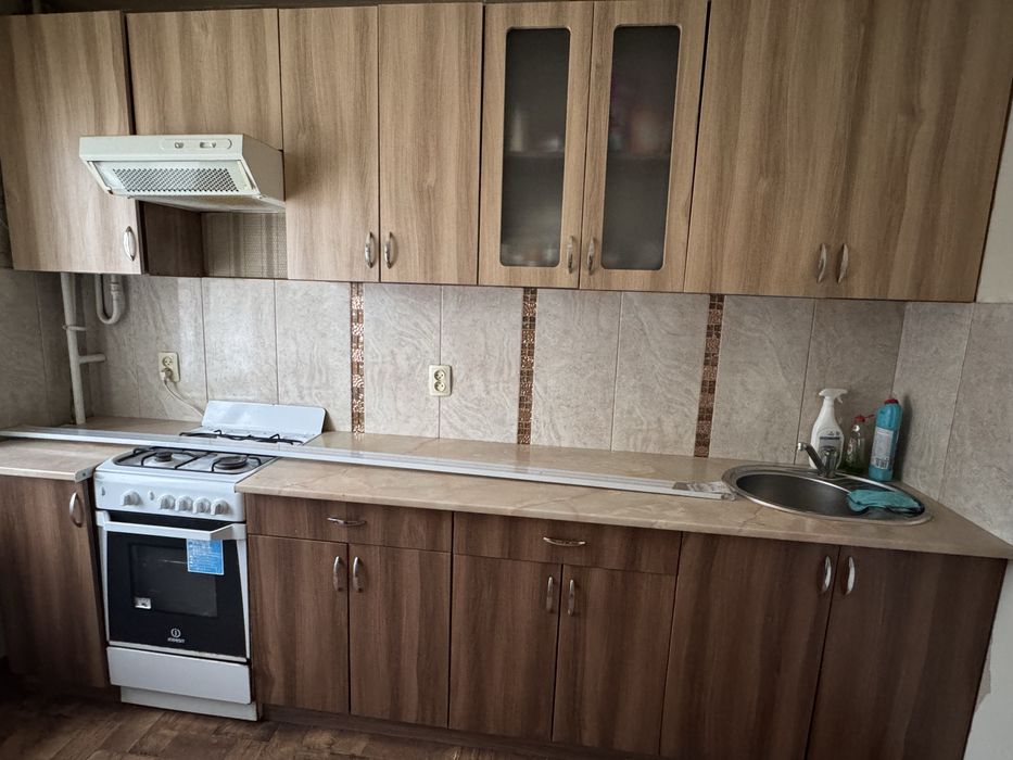 Продам кухонный гарнитур