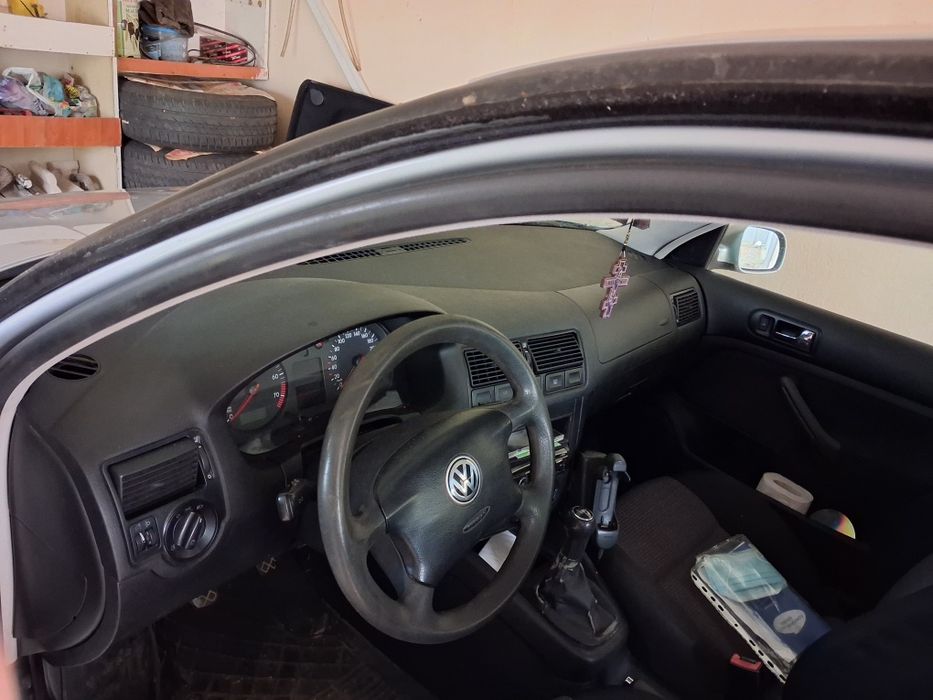 VOLKSWAGEN Golf 2001 — imagine 5