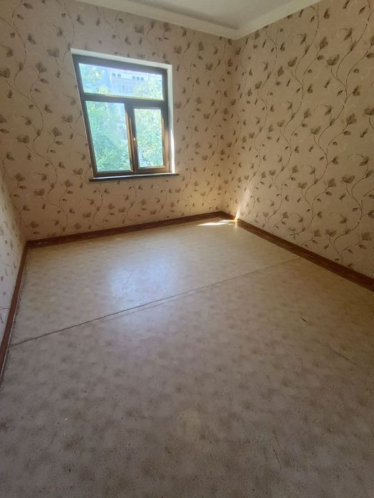 3мик мик 21 домда 32 кв 3-хонали 2-этаж сотилади