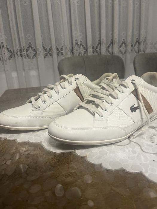Vand adidasi lacoste
