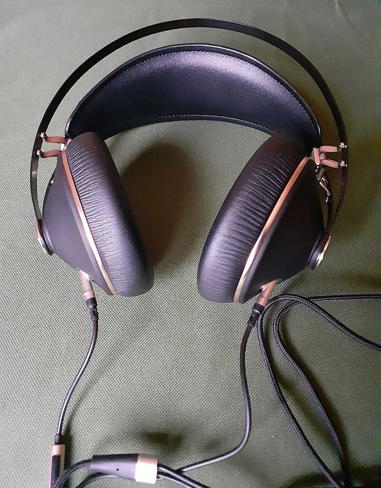 ca NOI: Căști audio HiFi audiofile Meze Audio 99 NEO cu fir, over ear