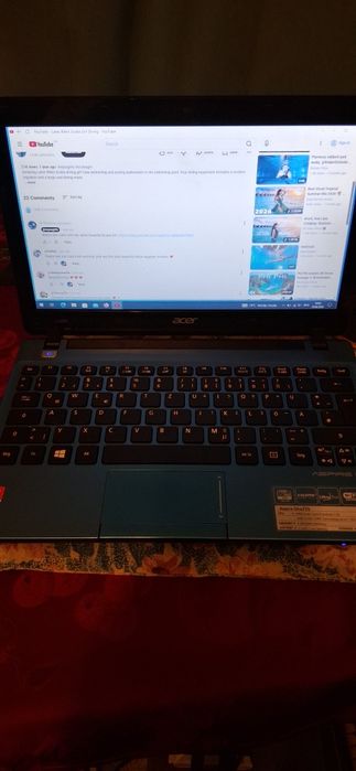 la vanzare laptopurile : functionale ...cititi  mentionarile