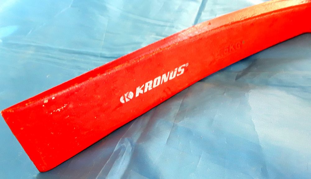 Târnăcop KRONUS cu coada rezistenta din fibra MAGNUSSON - NOU - 95 Lei