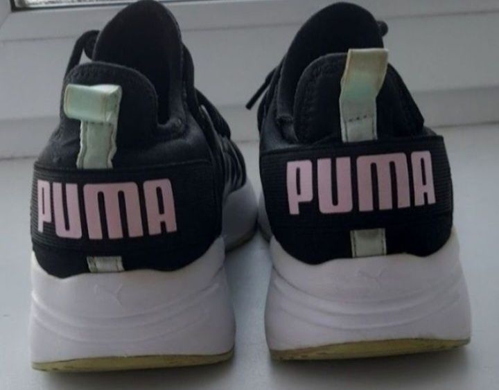 Кроссовки Adidas. Puma