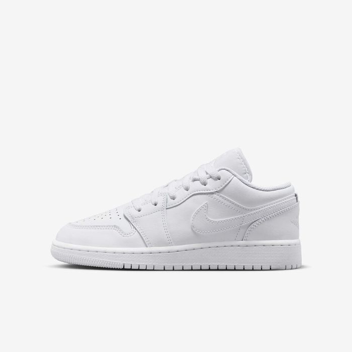 Air Jordan 1 Low (GS ) Triple White ОРИГИНАЛНИ дамски маратонки - 38/24см