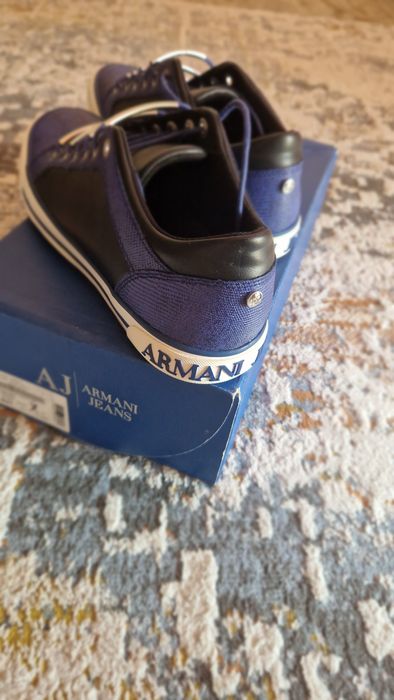 нови дамски обувки Armani