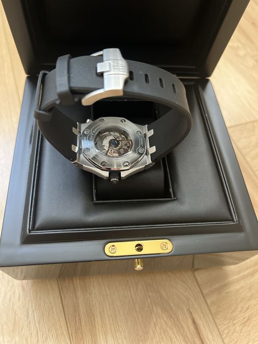 Audemars Piguet Royal OAK Offshore (Обмен на ноутбук)