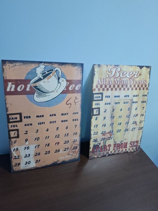 Метални табели календар