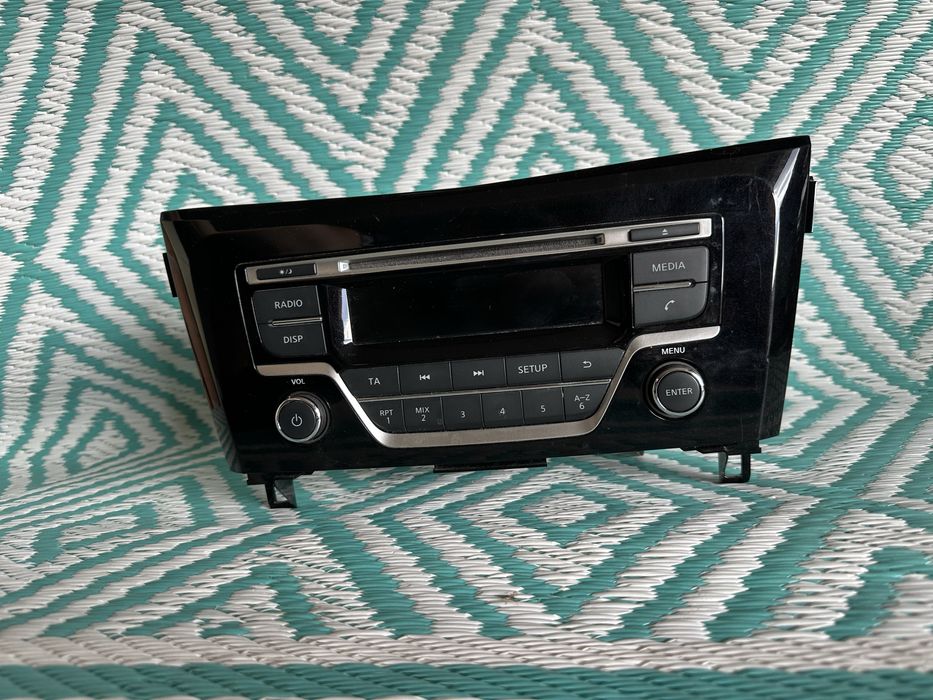 Casetofon mp3 player*Nissan Qashqai*radio cd*bluetooth!