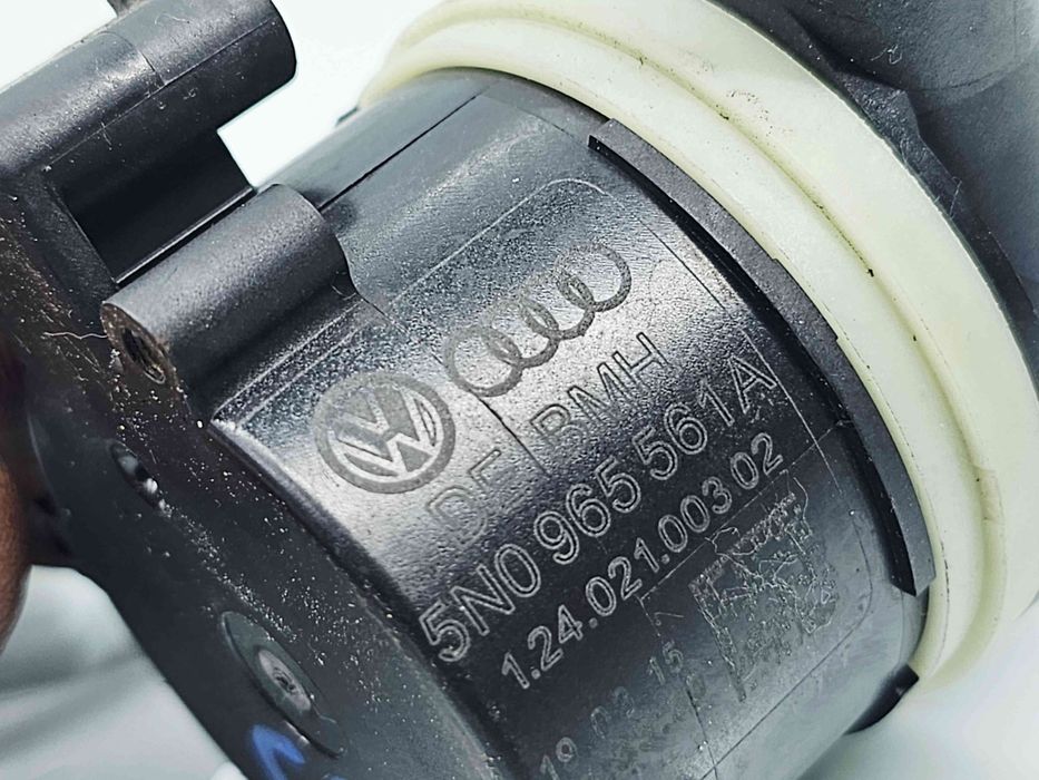 Pompa recirculare apa Volkswagen Passat CC (358) Facelift [Fabr 2012-2